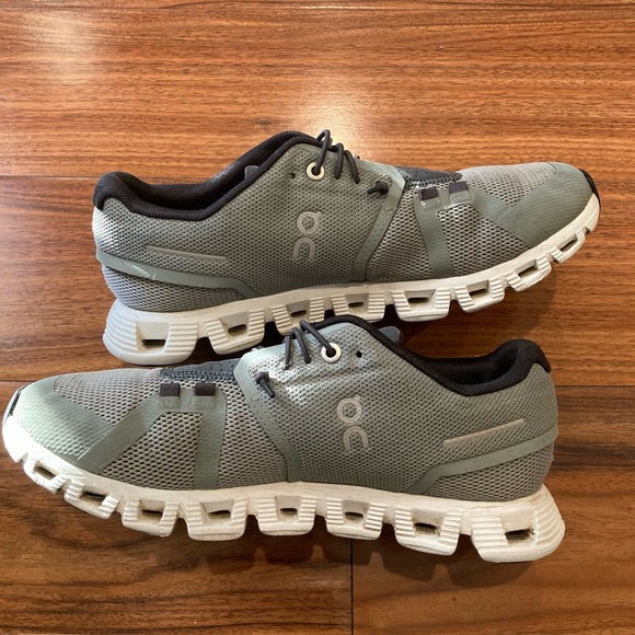 On Cloud 5 Running Shoes Womens 7.5 Sneakers Athletic Walking Training Gray - Picture 2 of 10